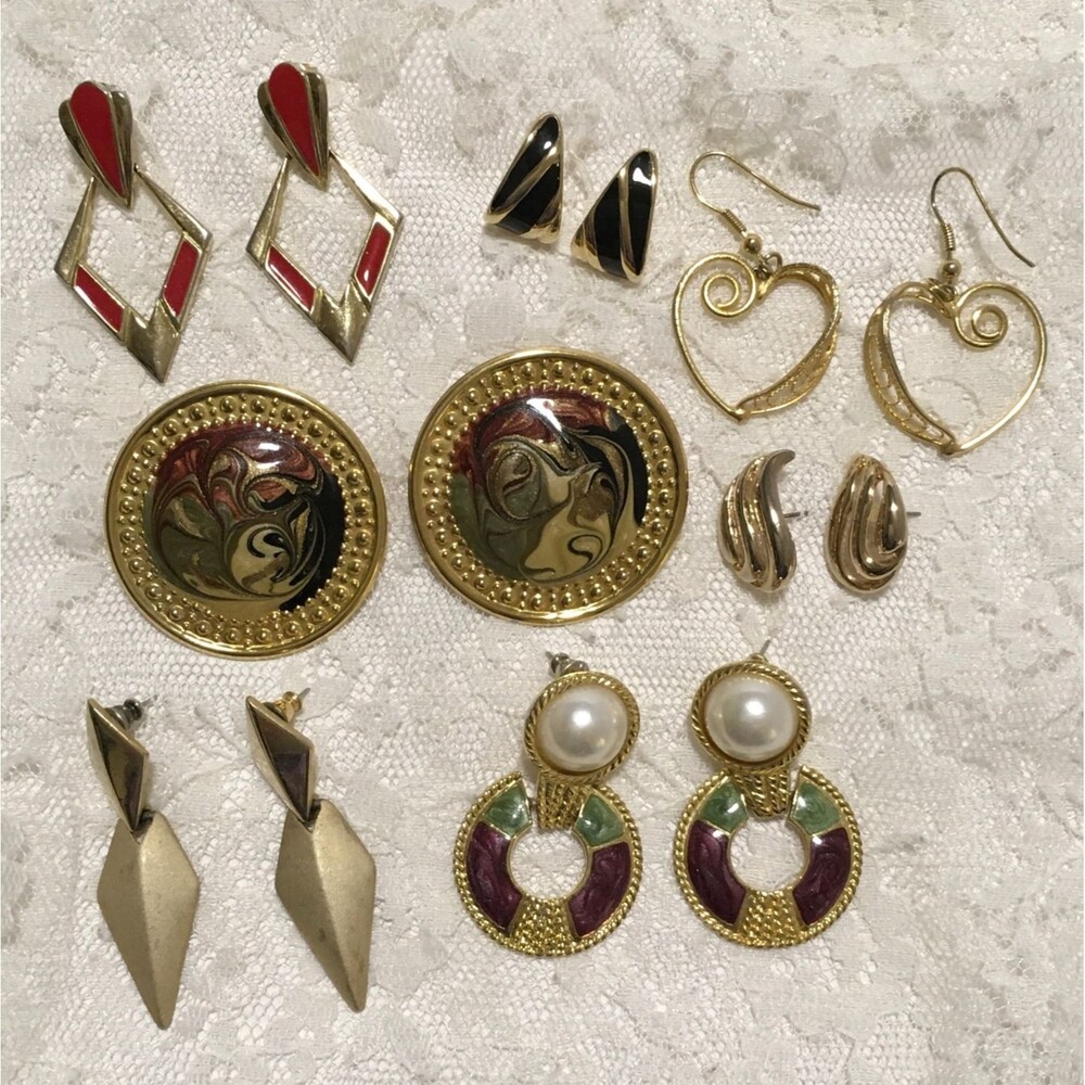 Vintage Earrings 7 Pairs Rhinestone 80s enamel Studs Dangly Hearts Pierced